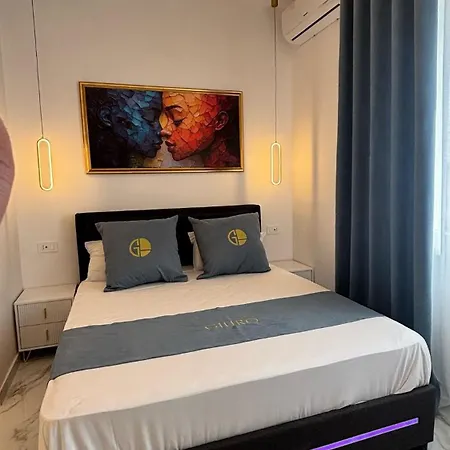Giuro 4* Nápoles