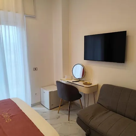 Pensión Giuro 4*